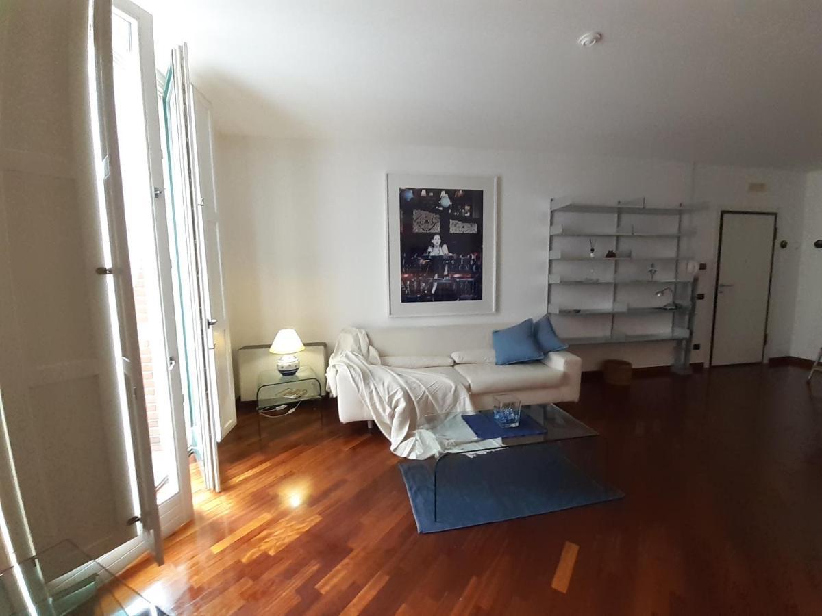 Olimpia Apartment City Center 살레르노 외부 사진
